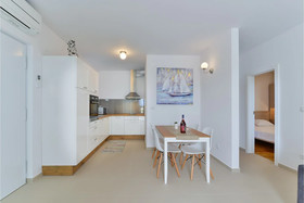 Crowonder Luxury Marijana Apartments