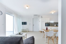 Crowonder Luxury Marijana Apartments