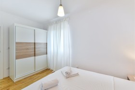 Crowonder Luxury Marijana Apartments