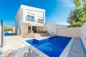 Villa Ema