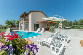 Villa Luscinia
