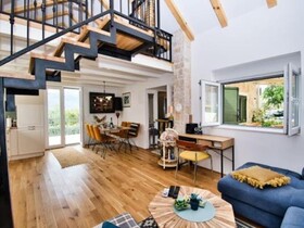 Beach House Calendula