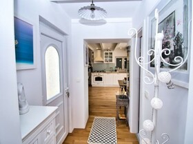 Beach House Calendula