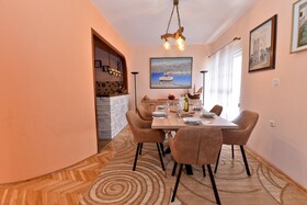 Family Home Agava
