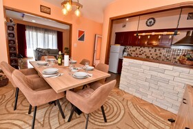 Family Home Agava