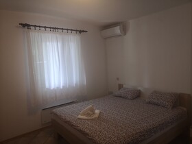 Moja Ane