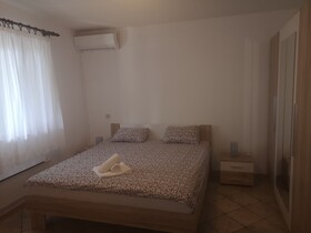 Moja Ane