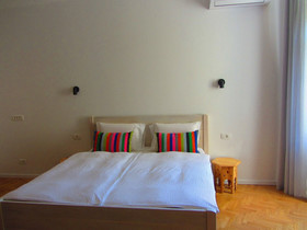 Apartments Art