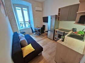 Lola's Place