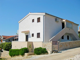 Apartments Antun