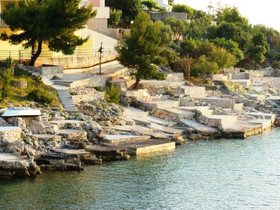 Apartments Antun
