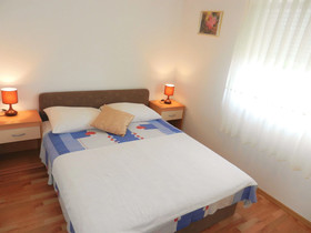 Apartments Aurel