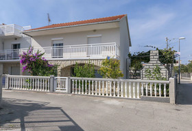 Apartments Delfa