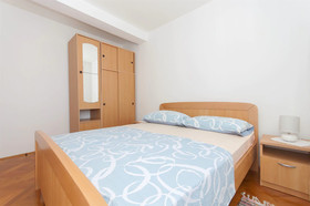 Apartments Ema