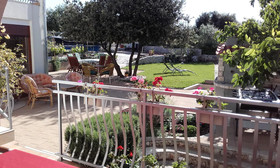 Apartments Flora