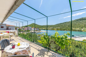 Apartments Garden by The Sea