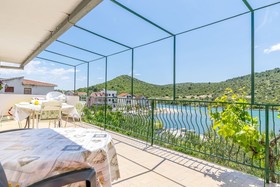 Apartments Garden by The Sea