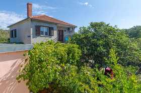 Apartments Hrvatic