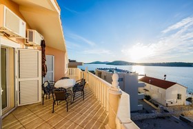 Apartments Ilija