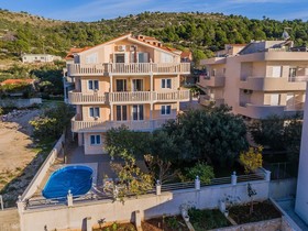 Apartments Ilija