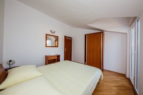 Apartments Ilija