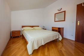 Apartments Ilija