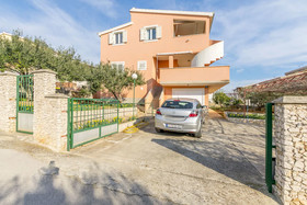Apartments Jerko