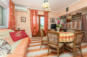 Apartments Ljiljana
