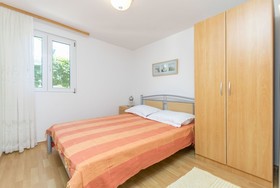 Apartments Ljubomir