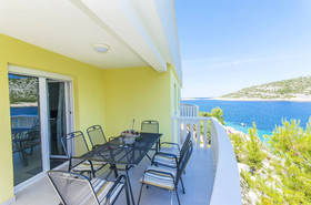Apartments Maja