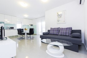 Apartments Maja
