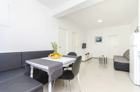 Apartments Maja