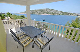 Apartments Maja