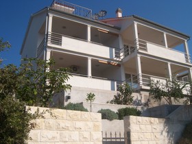 Apartments Matan