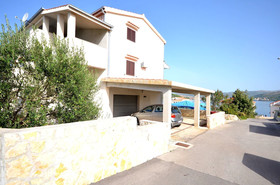 Apartments Mirta
