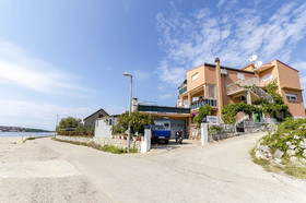 Apartments Nada