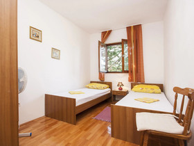 Apartments Sanda