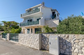 Apartments Sanda