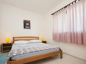 Apartments Sanda
