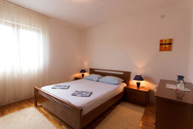 Apartments Sanda