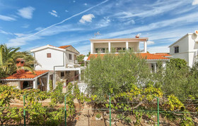 Apartments Srdan