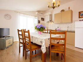 Apartments Suncica