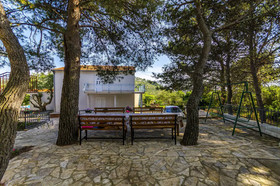 Apartments Ugrina