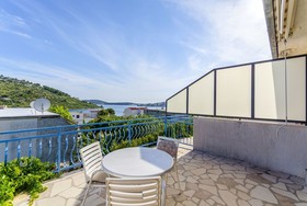 Apartments Ugrina