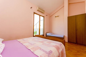 Apartments Ugrina