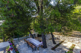 Apartments Ugrina
