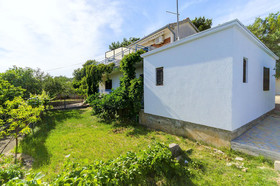 Apartments Ugrina