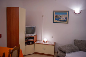 Apartments Zdravko