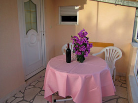 Apartments Zdravko