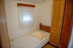 Apartments Zdravko